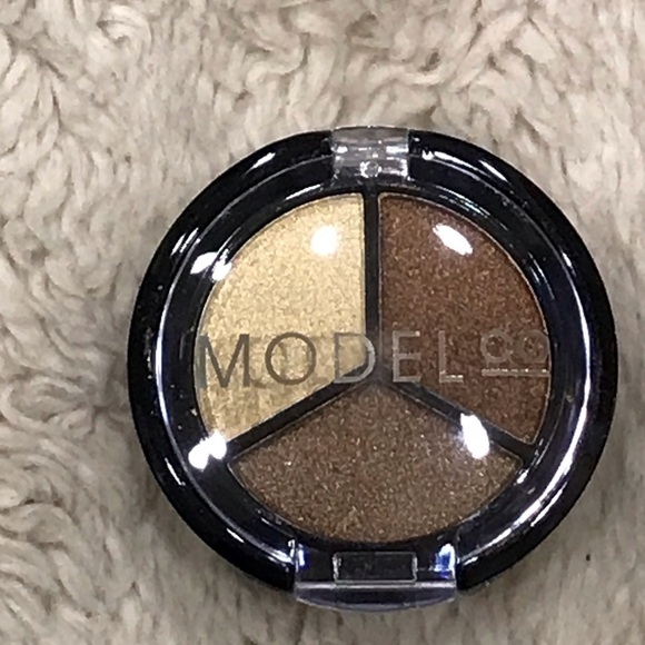 Model Co metallic eyeshadow trio - St Tropez - Picture 2 of 3
